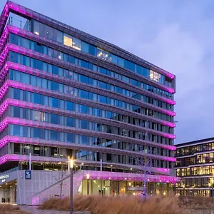 moxy-by-marriott-amsterdam-houthavens.amsterdamhotelsnl.com/